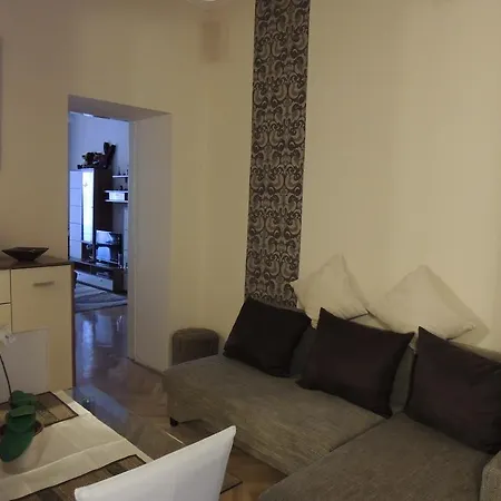 City Center Cintia Apartman *